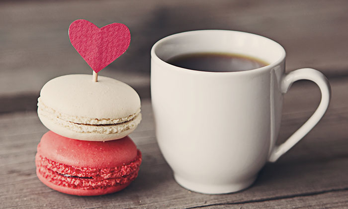 �ْ����Ă�H�ނ̖{�C�x��������d��