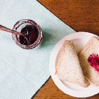 �ޏ�������̂Ɂc�ǂ����Ď���U���Ă���́H